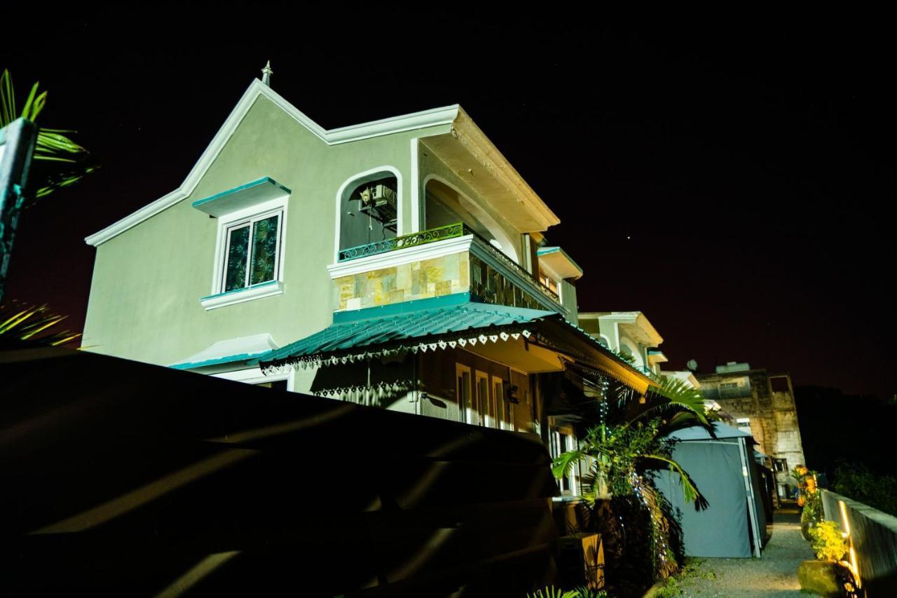Piscines Privees Et Chauffees, Private Heated Pools Villa Grand-Baie Exterior photo